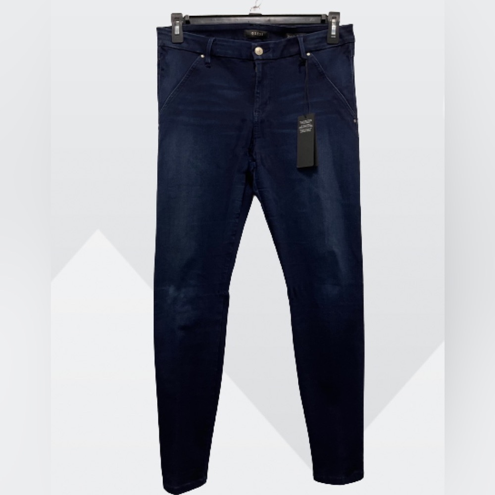 Guess Seamless Shape Up skinny jeans color: Washed Sky Wash size 31